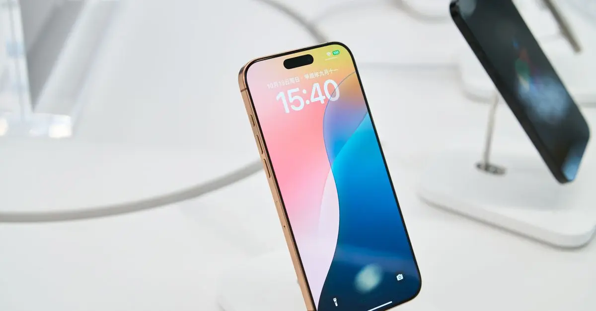 Understanding the Latest Trends in Mobile Technology