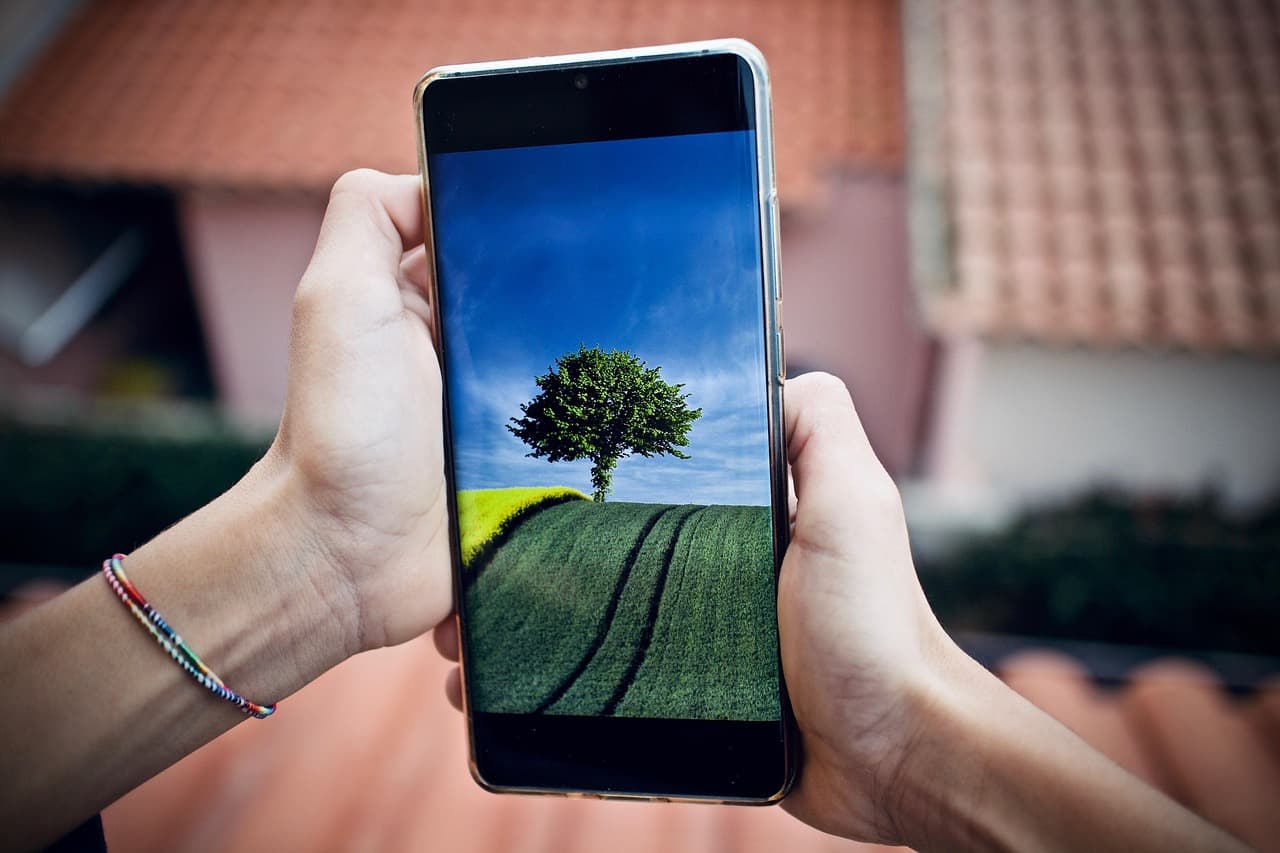 How to Choose the Best Phone for Your Needs
